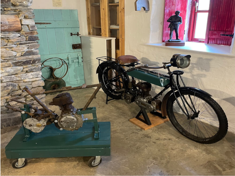 Collins Convoy Motorbike